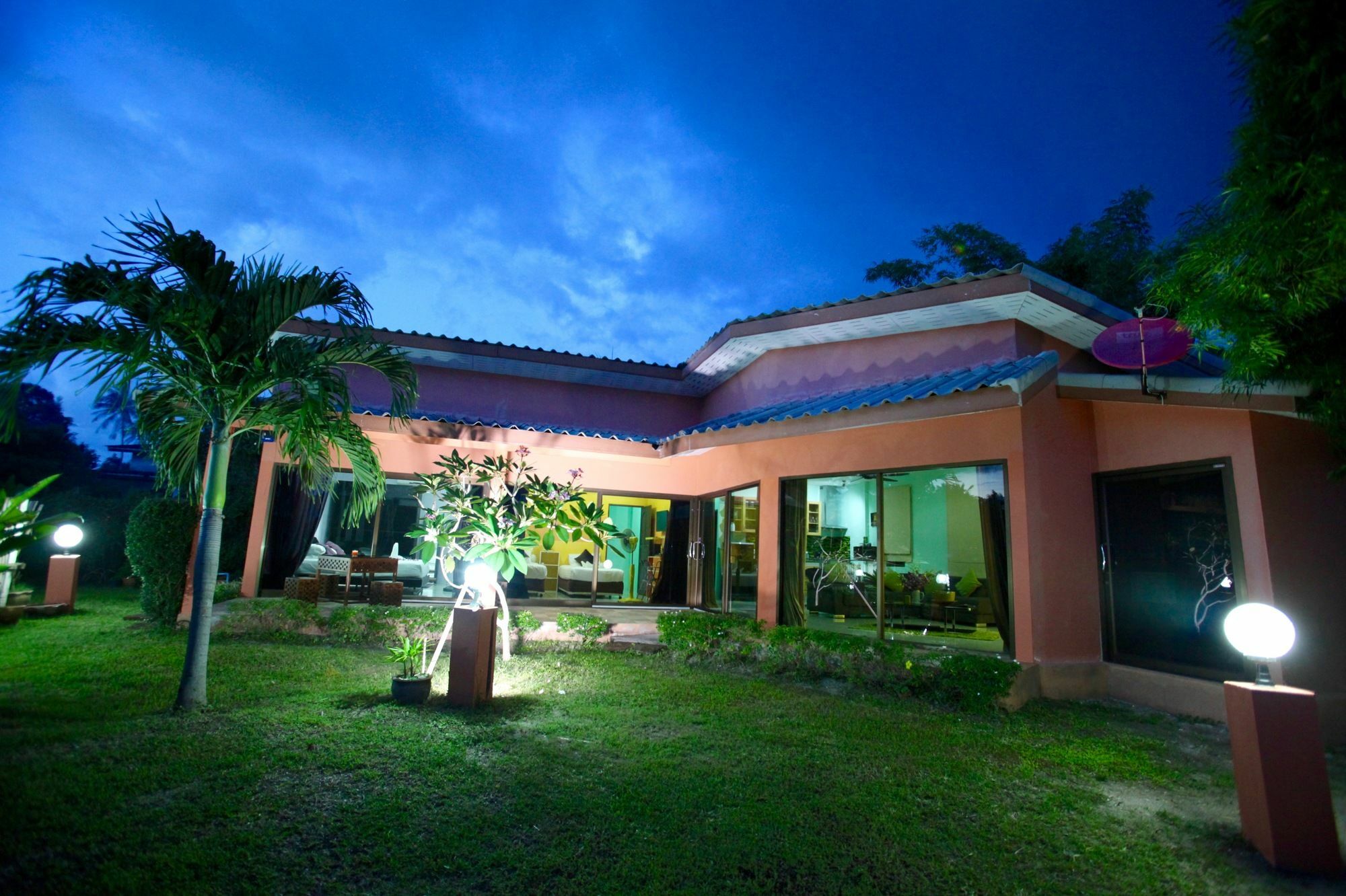 Phangan Beach Resort Baan Tai Dış mekan fotoğraf